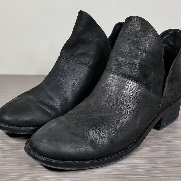 Eileen Fisher 'Leaf' Bootie, Black Leather, Womens Size 7.5 M - Picture 3 of 10